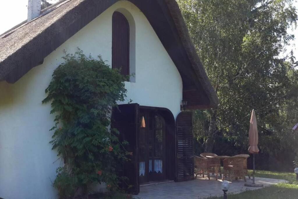Tóhoz közeli nyaraló Szigliget Exterior foto